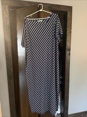 Navy & White Striped Women’s Shift Dress